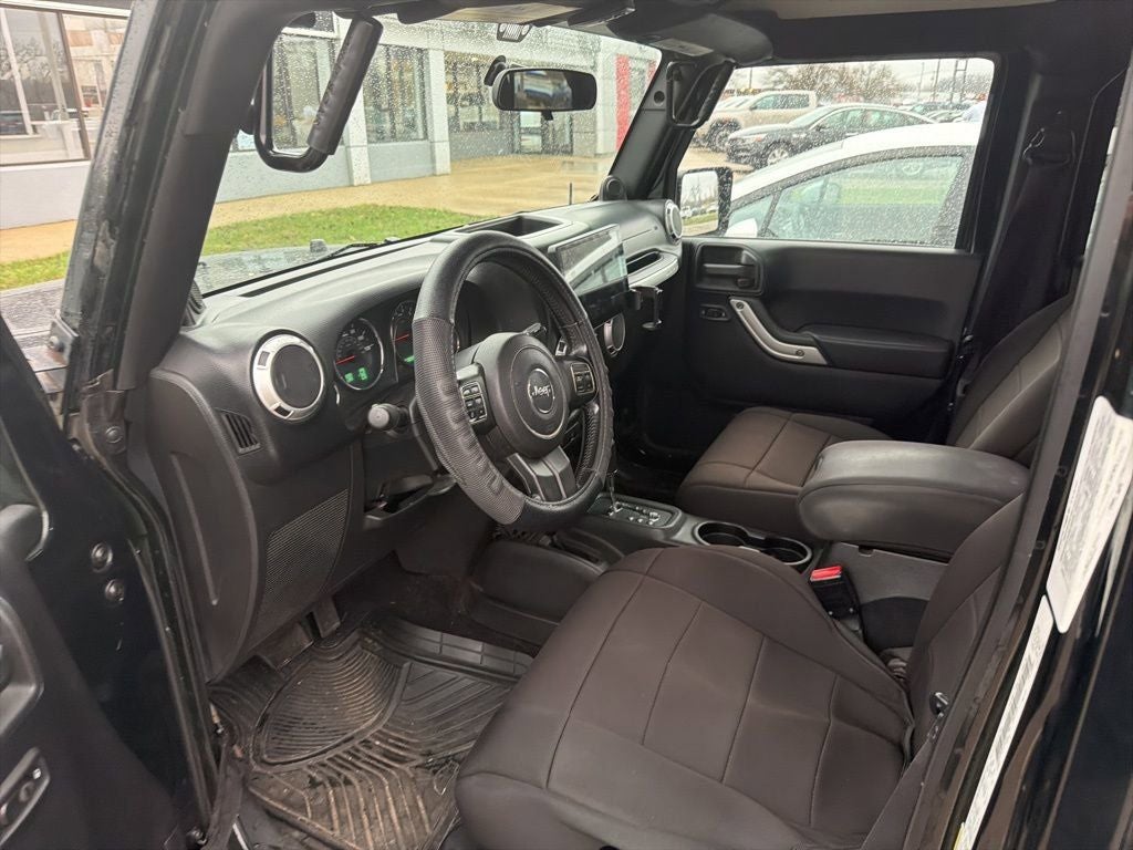 2012 Jeep Wrangler Unlimited Sahara