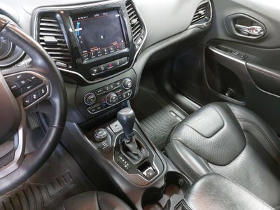 2019 Jeep Cherokee Overland