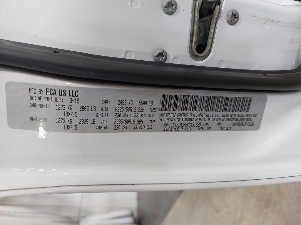 2019 Jeep Cherokee Overland