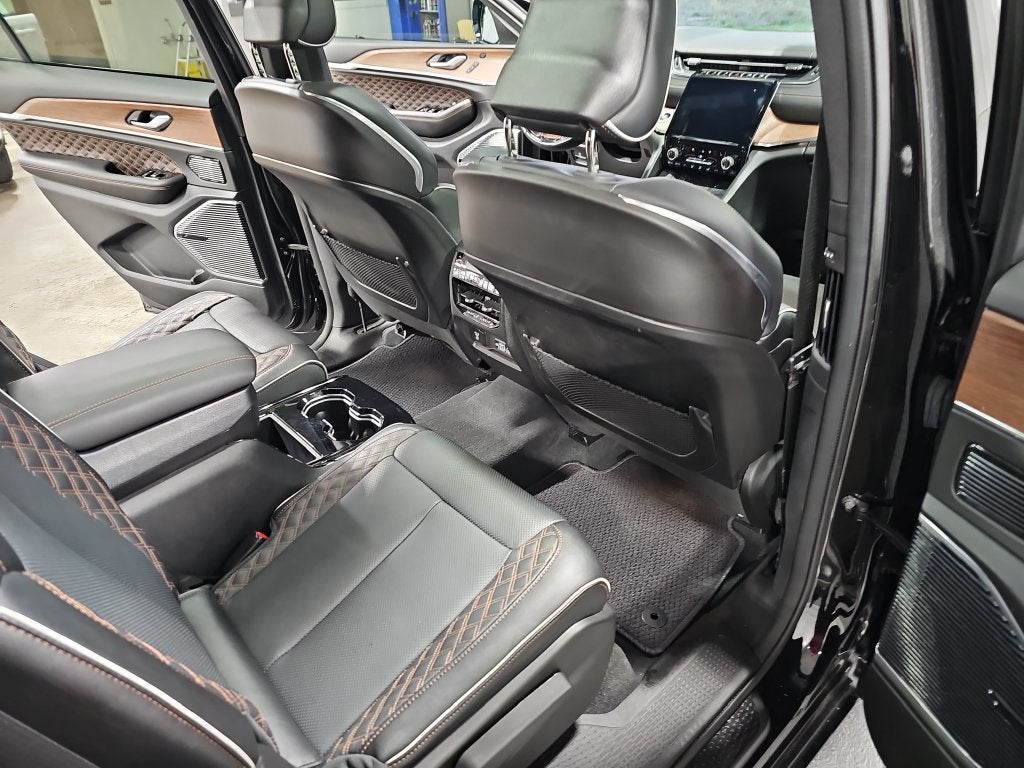 2024 Jeep Grand Cherokee L Summit