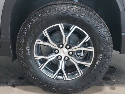 2025 GMC Acadia AT4