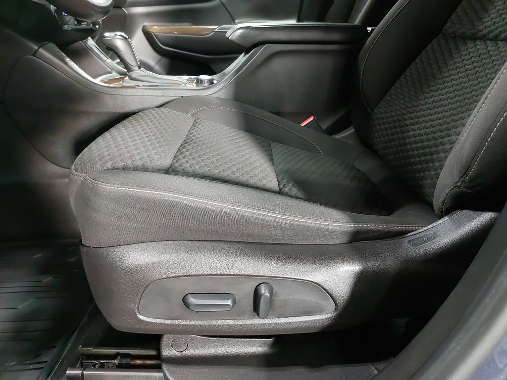 2018 GMC Acadia SLE-2