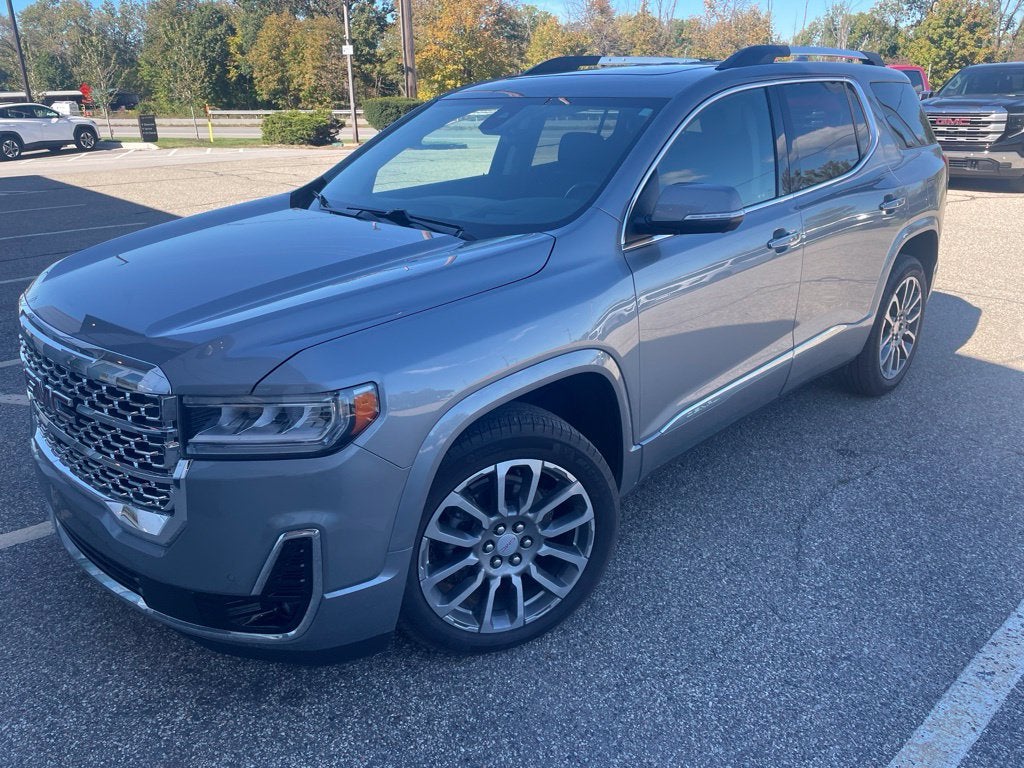 2023 GMC Acadia Denali