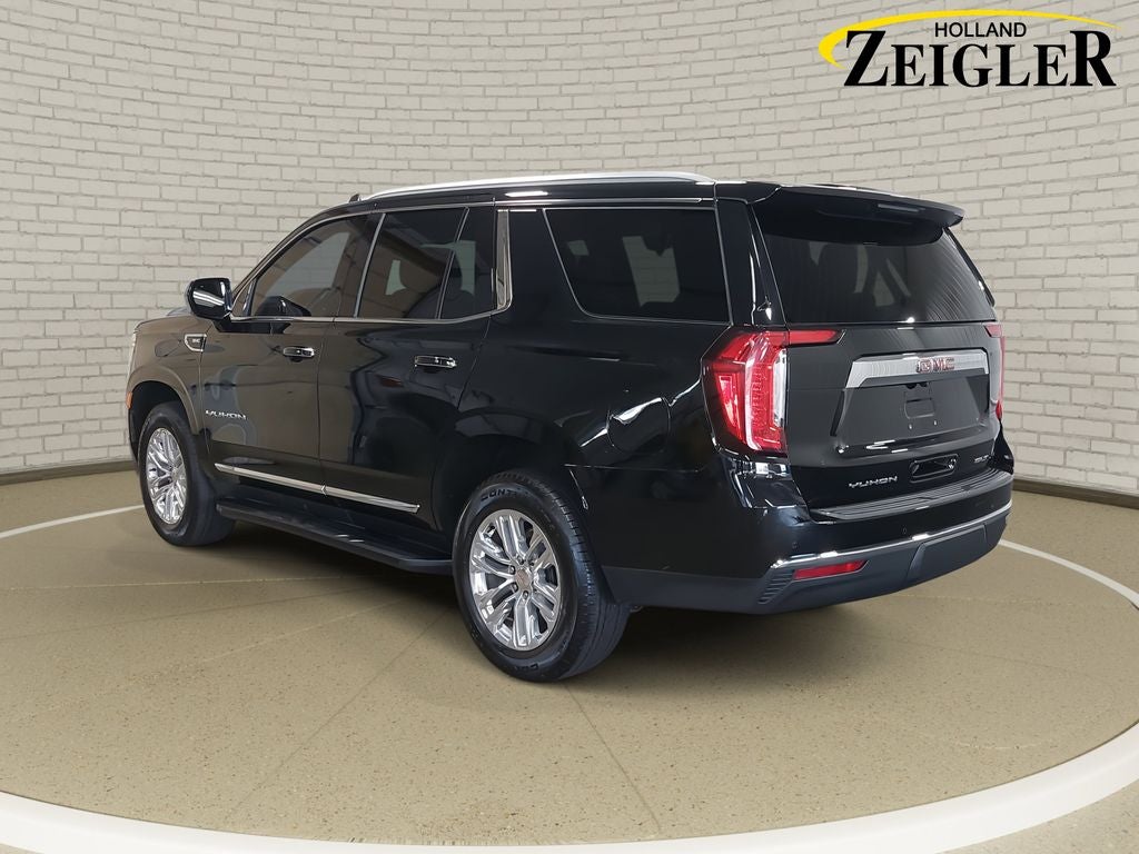 2023 GMC Yukon SLT