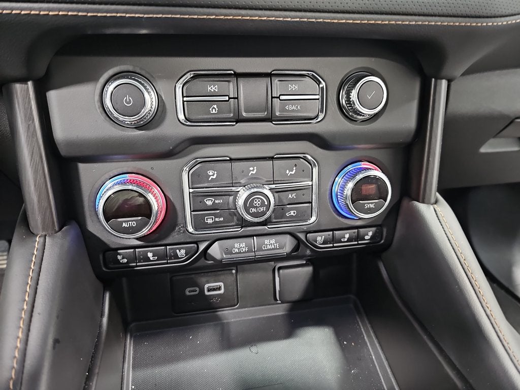2024 GMC Yukon AT4