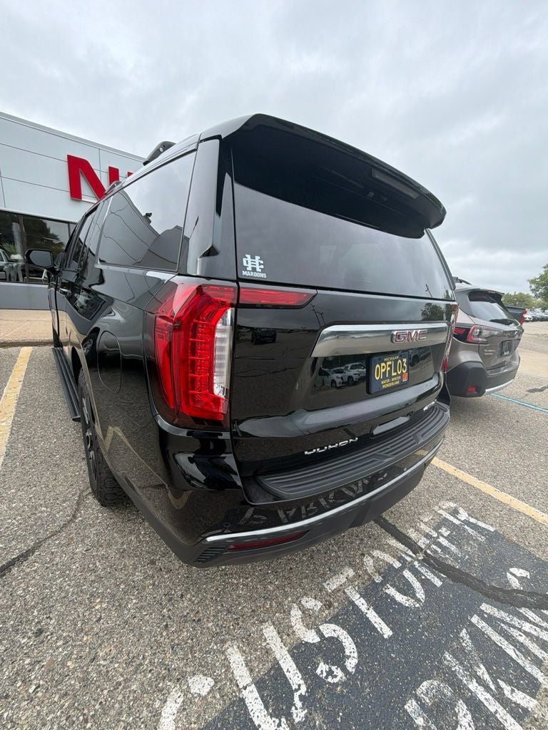 2021 GMC Yukon XL AT4
