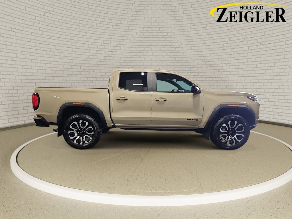 2024 GMC Canyon AT4