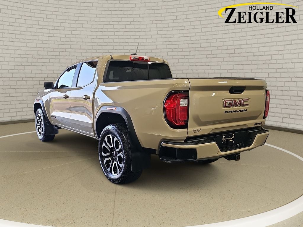 2024 GMC Canyon AT4