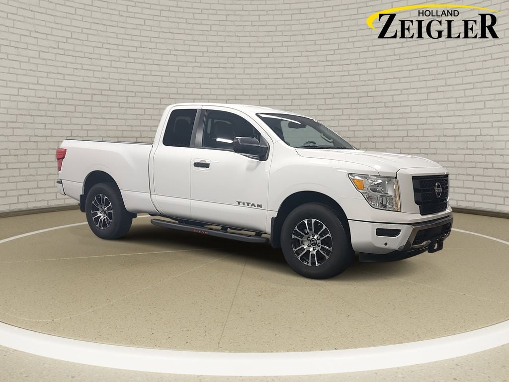 2024 Nissan Titan SV