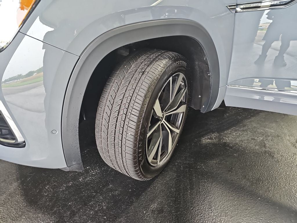 2026 Volkswagen Atlas Cross Sport SEL Premium R-Line