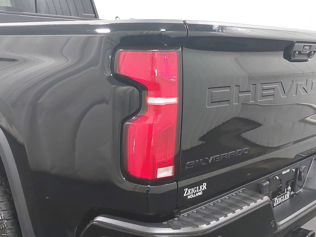 2024 Chevrolet Silverado 3500HD High Country