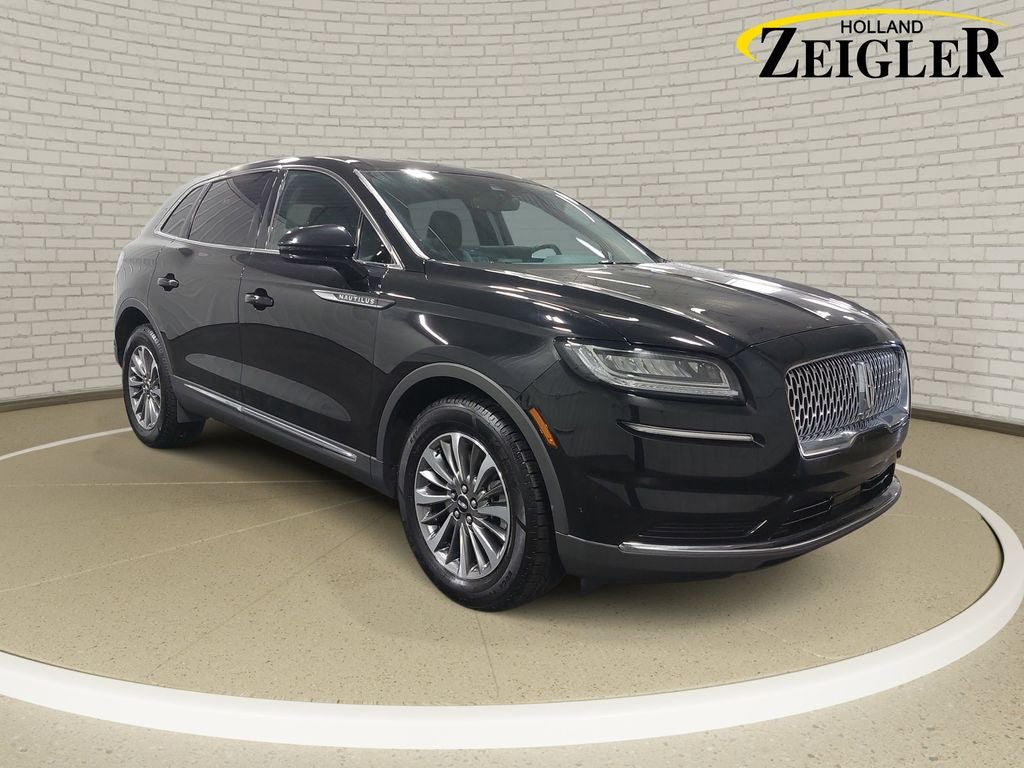 2022 Lincoln Nautilus Reserve