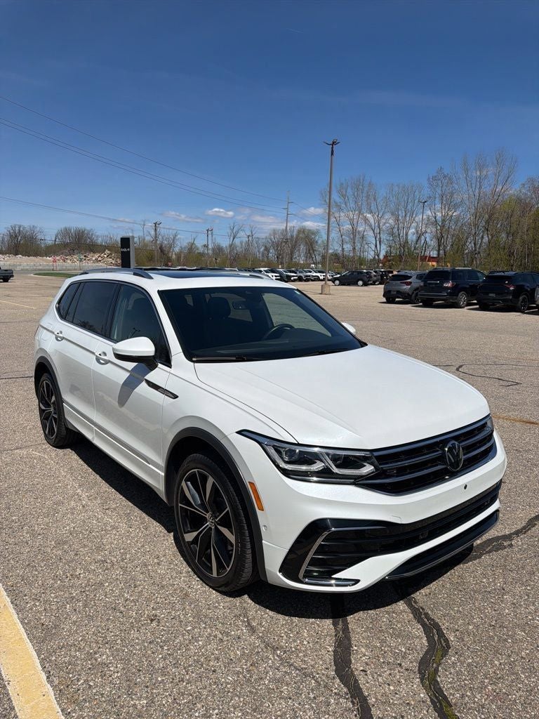 2024 Volkswagen Tiguan 2.0T SEL R-Line