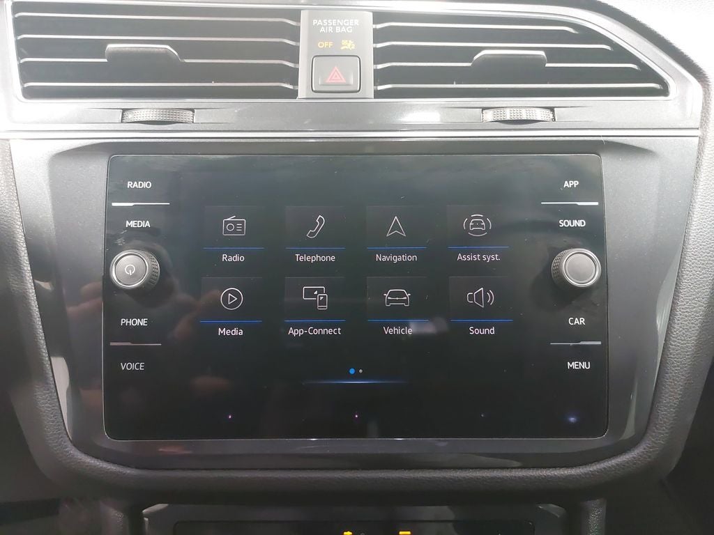 2023 Volkswagen Tiguan 2.0T SE