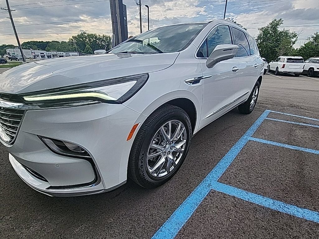 2022 Buick Enclave Premium Group