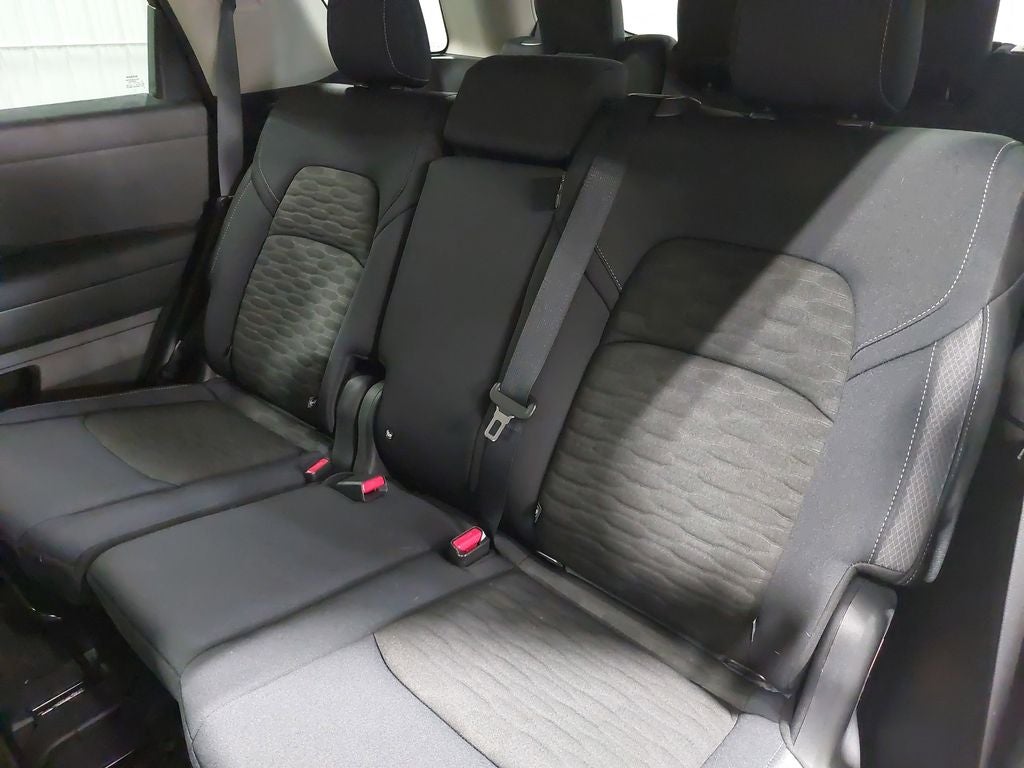 2025 Nissan Pathfinder S