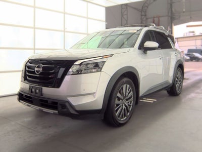 2024 Nissan Pathfinder SL