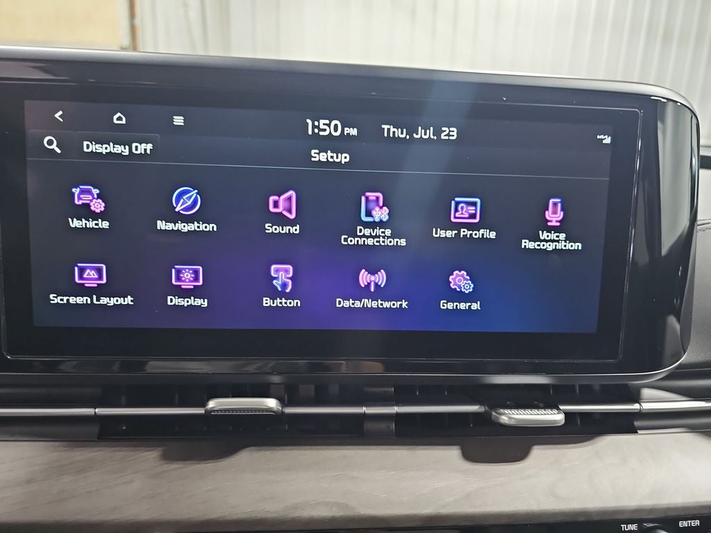 2024 Kia Carnival EX