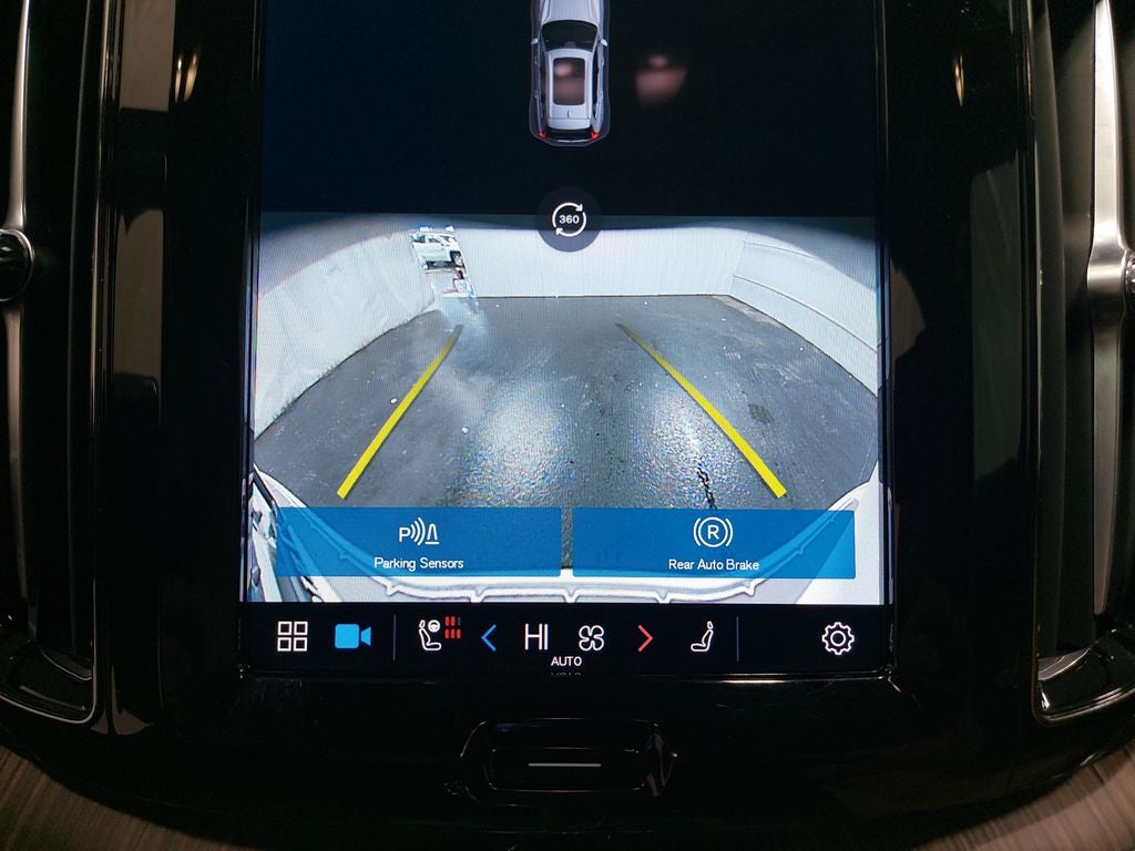 2023 Volvo XC60 B6 Ultimate Bright Theme