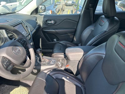 2022 Jeep Cherokee Trailhawk