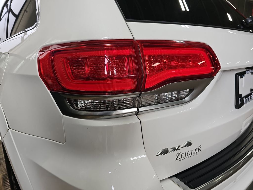 2019 Jeep Grand Cherokee Summit