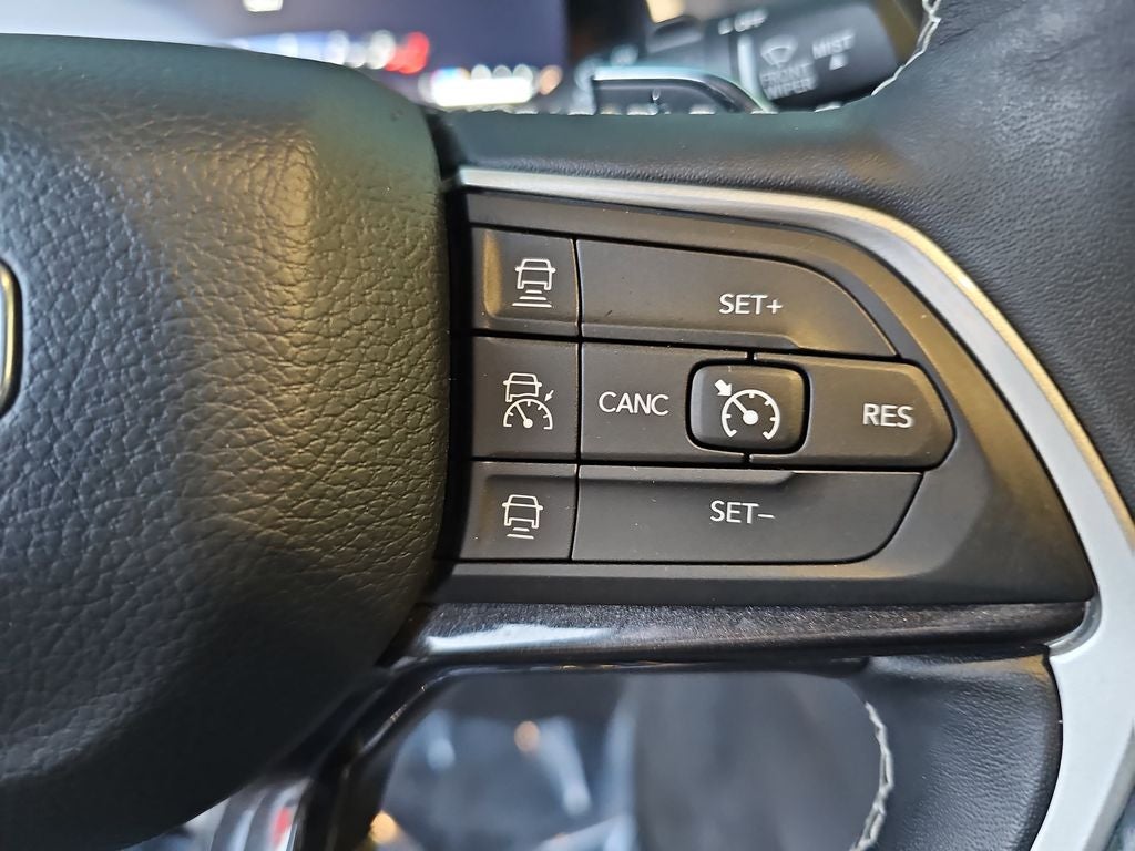 2022 Jeep Grand Cherokee Altitude