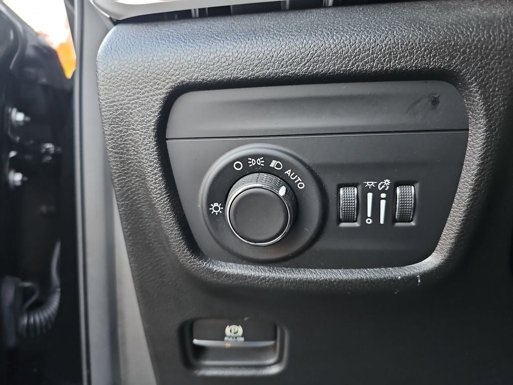 2022 Jeep Grand Cherokee Altitude