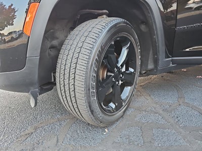 2022 Jeep Grand Cherokee Altitude