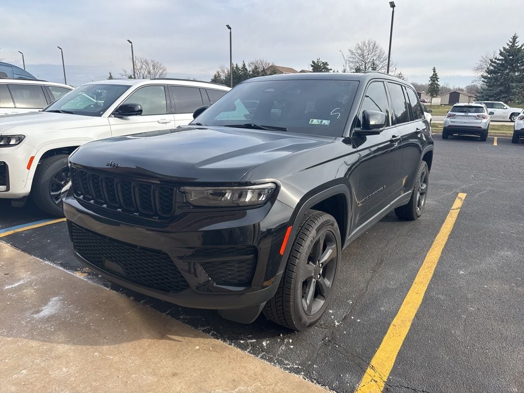 2023 Jeep Grand Cherokee Altitude