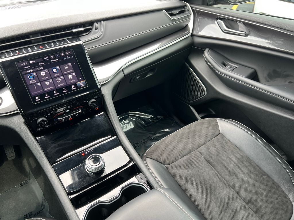 2022 Jeep Grand Cherokee Altitude