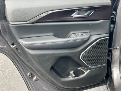 2022 Jeep Grand Cherokee Altitude