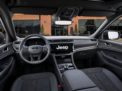 2026 Jeep Grand Cherokee Laredo Altitude
