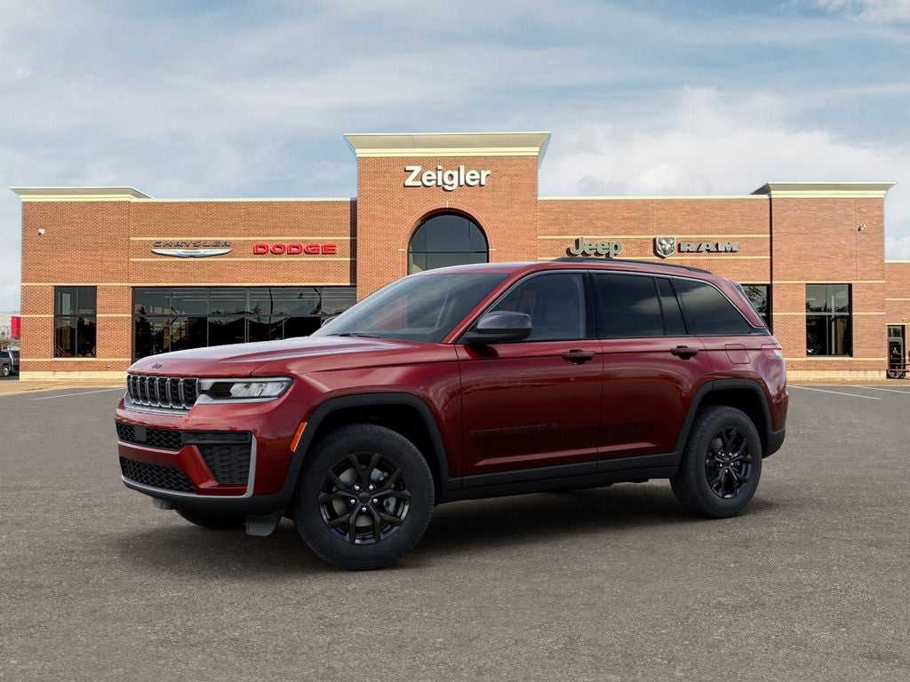 2026 Jeep Grand Cherokee Laredo Altitude