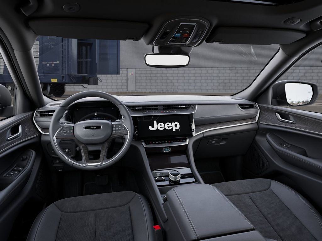 2026 Jeep Grand Cherokee Altitude