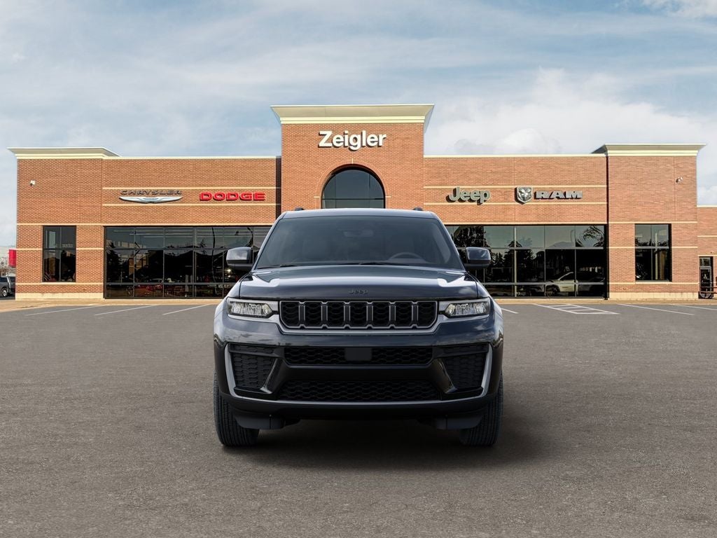 2026 Jeep Grand Cherokee Laredo