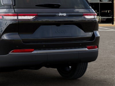 2026 Jeep Grand Cherokee Base