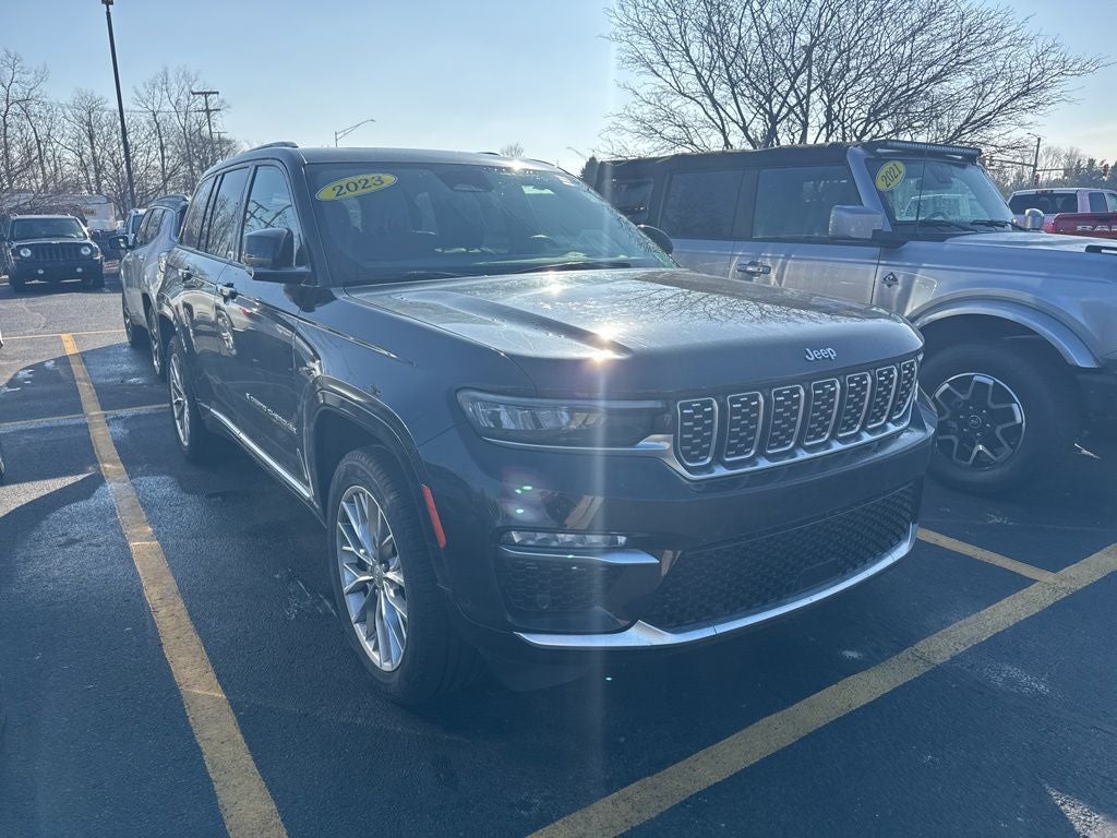 2023 Jeep Grand Cherokee Summit