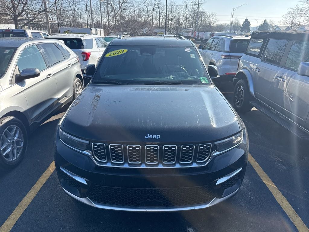 2023 Jeep Grand Cherokee Summit