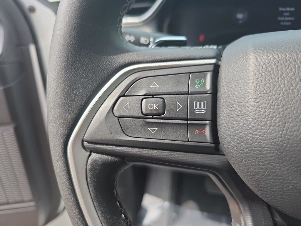 2023 Jeep Grand Cherokee L Laredo