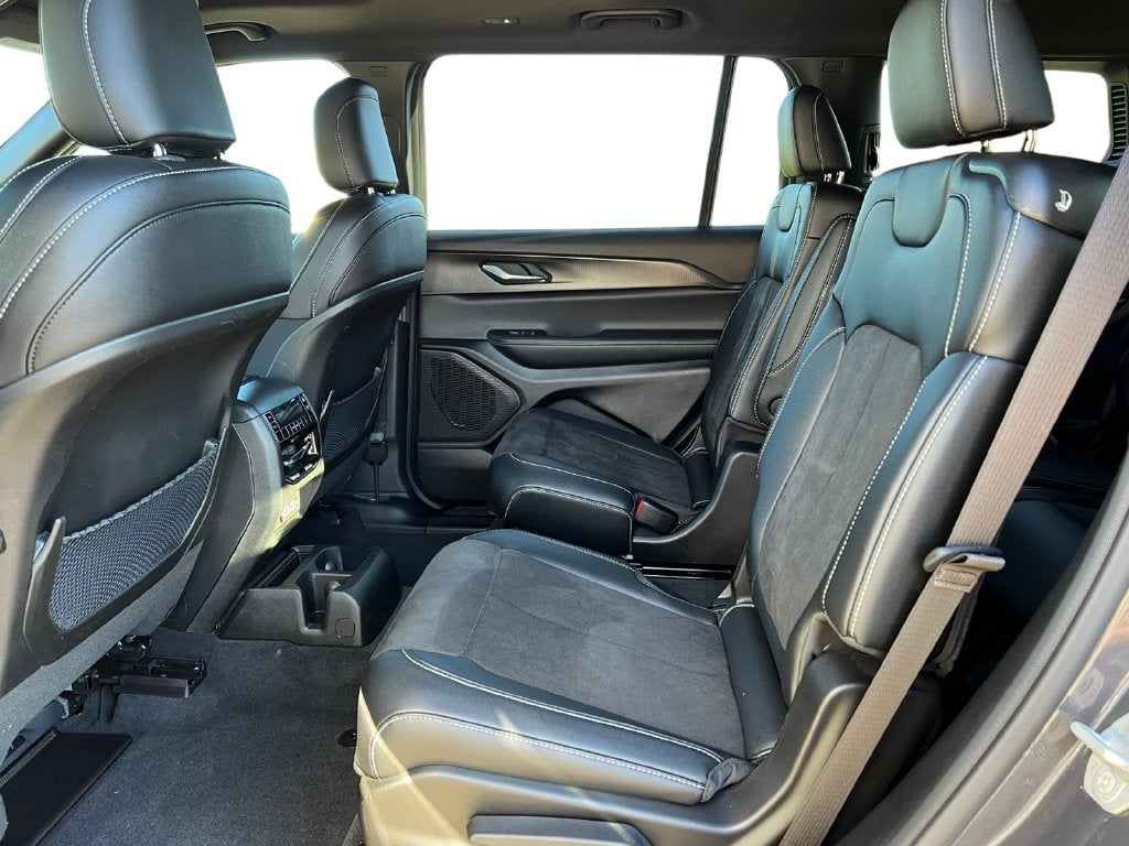 2023 Jeep Grand Cherokee L Altitude X
