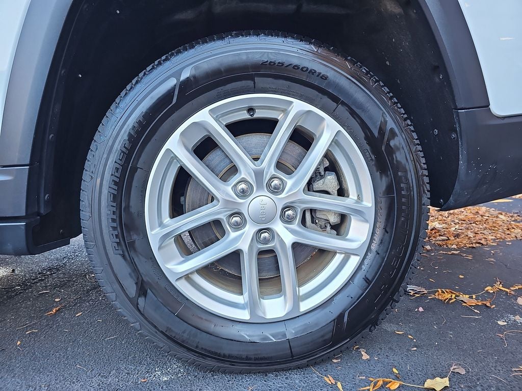 2022 Jeep Grand Cherokee L Laredo