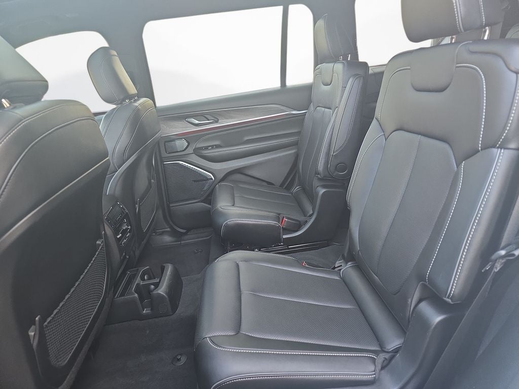2024 Jeep Grand Cherokee L Overland