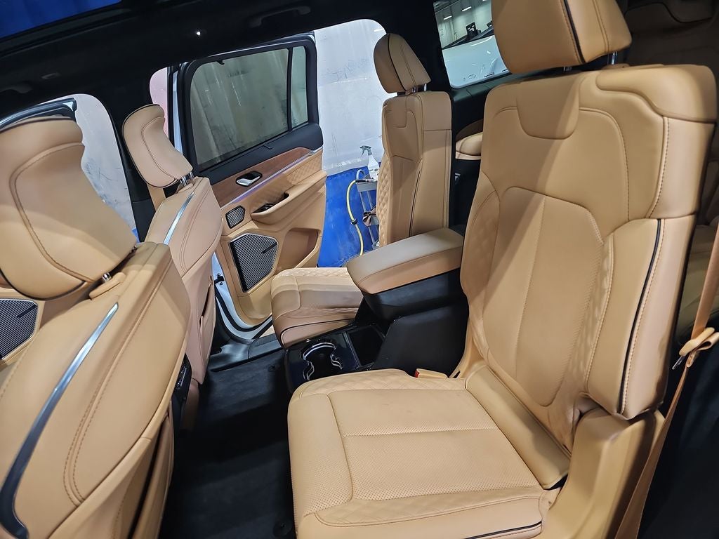 2021 Jeep Grand Cherokee L Summit