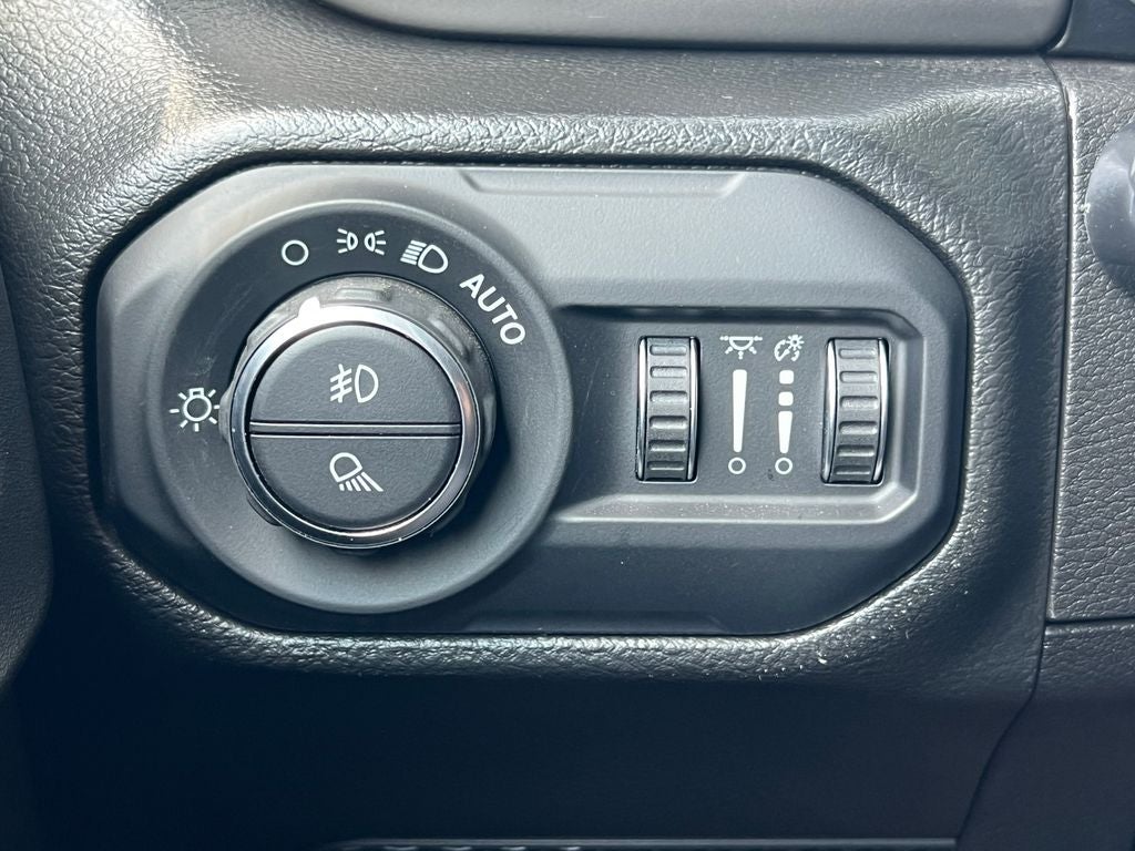 2022 Jeep Gladiator Willys