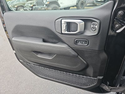 2023 Jeep Gladiator Overland