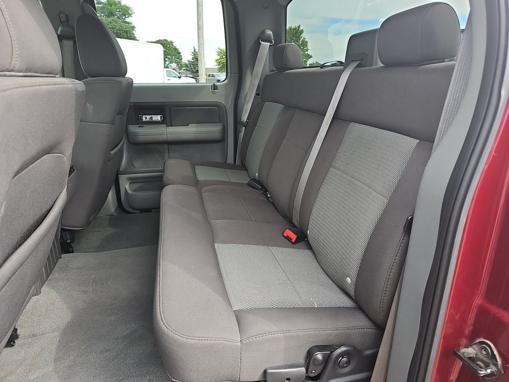 2006 Ford F-150 Base