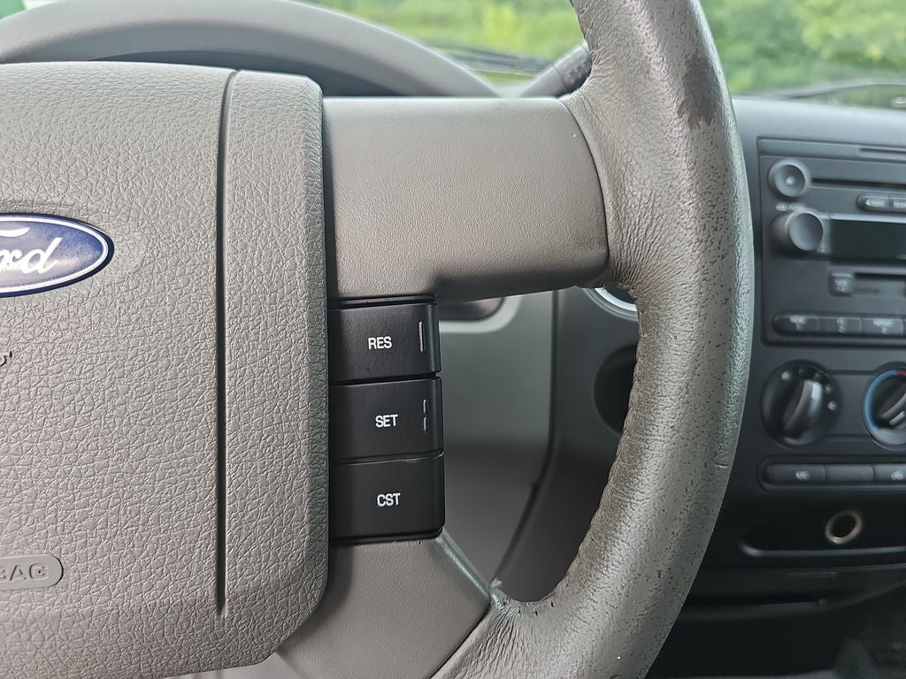 2006 Ford F-150 Base