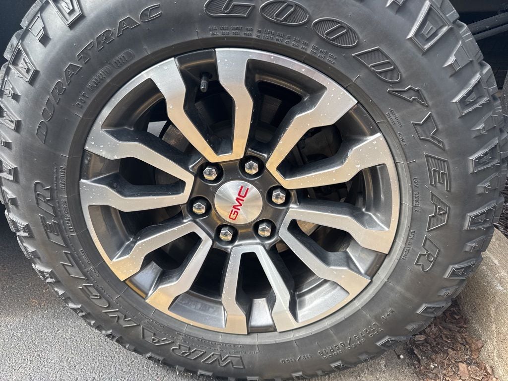 2023 GMC Sierra 1500 AT4