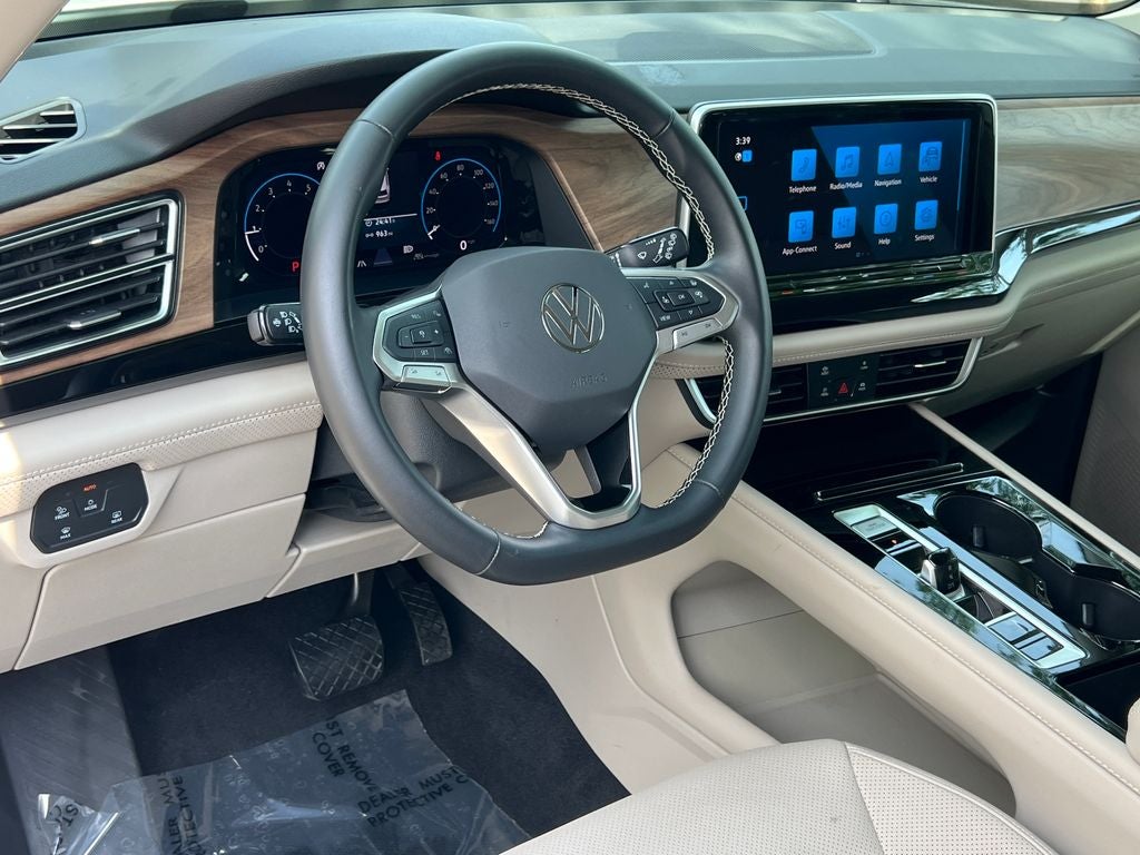 2026 Volkswagen Atlas SE w/Technology