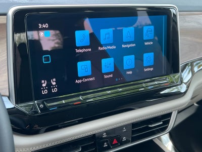 2026 Volkswagen Atlas SE w/Technology